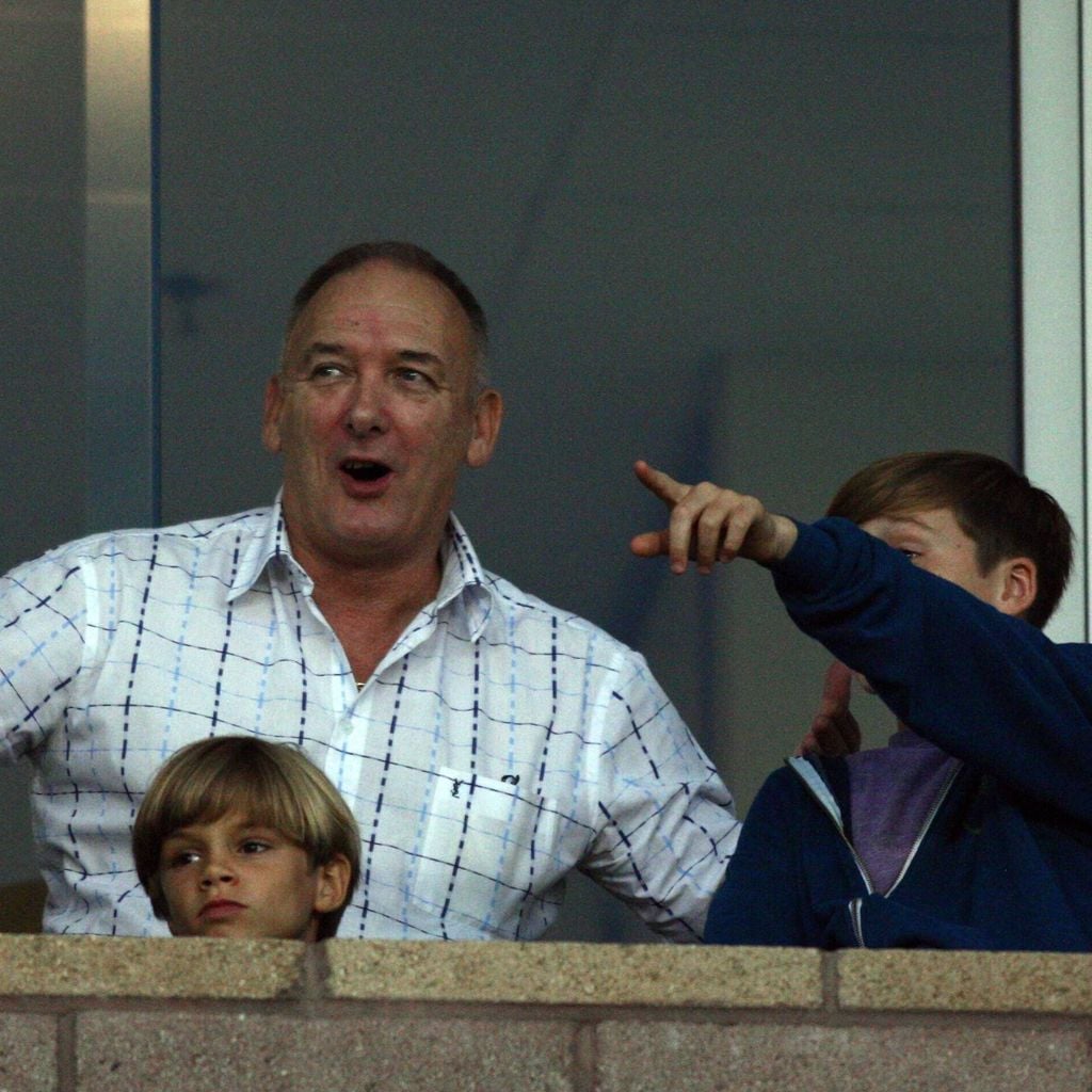 Ted Beckham mit Cruz, Romeo und Brooklyn Beckham, 2011