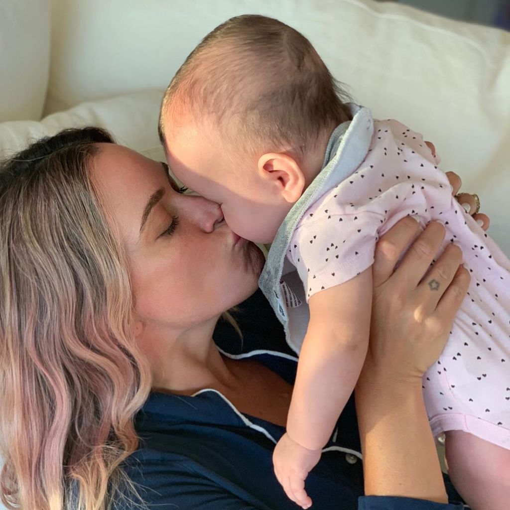Teddi Mellencamp Arroyave mit ihrer Tochter Dove