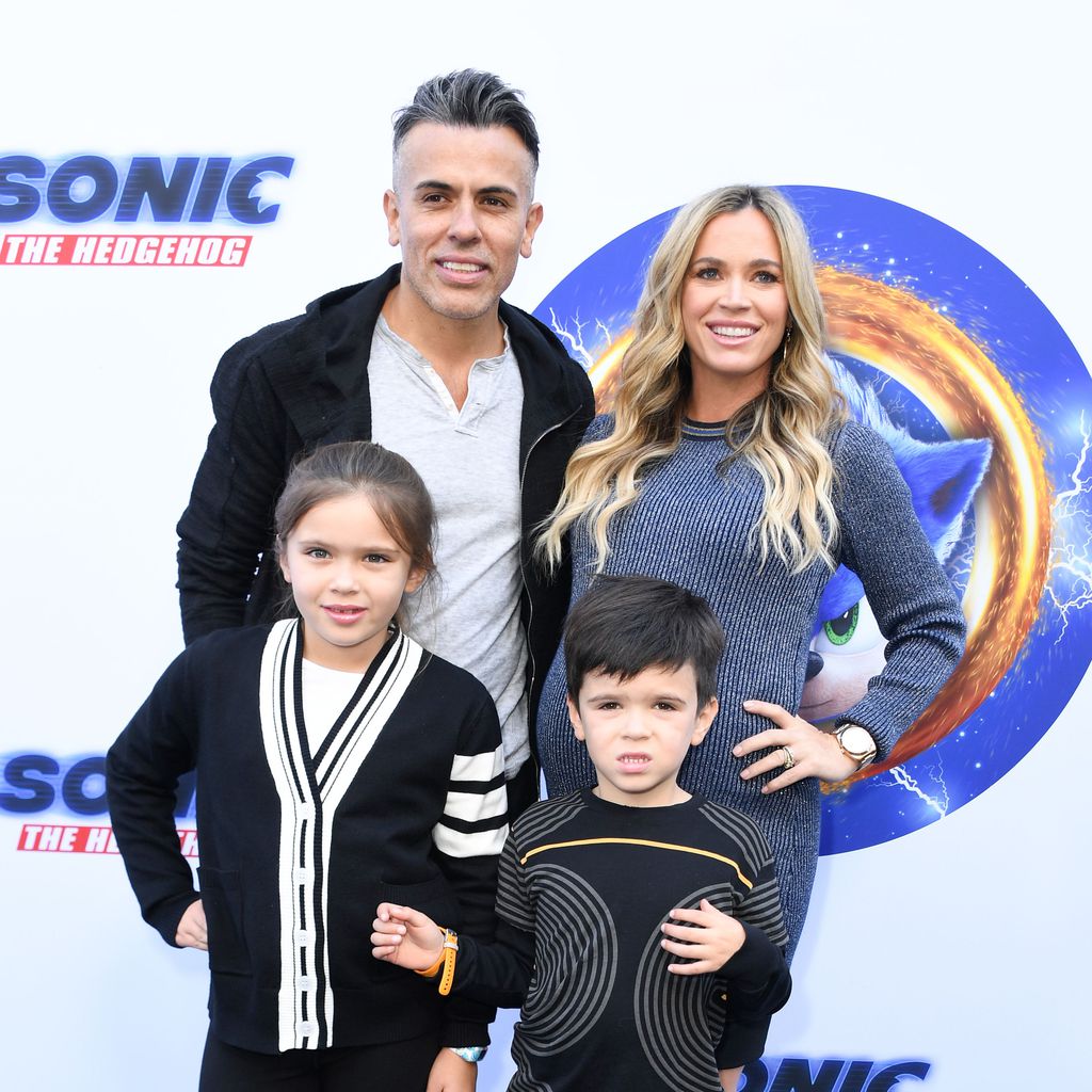 Teddi Mellencamp (rechts) mit ihrem Mann Edwin Arroyave und ihren Kindern Slate und Cruz