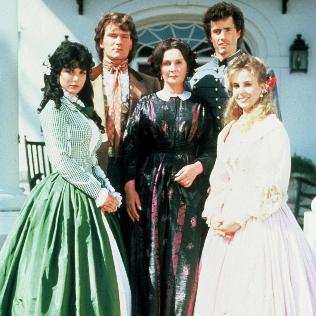 Terri Garber, Jean Simmons, Genie Francis, Patrick Swayze und Lewis Smith bei "Fackeln im Sturm"