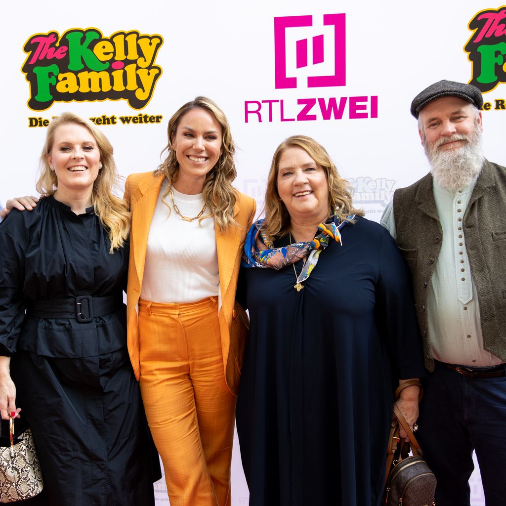 The Kelly Family, Band