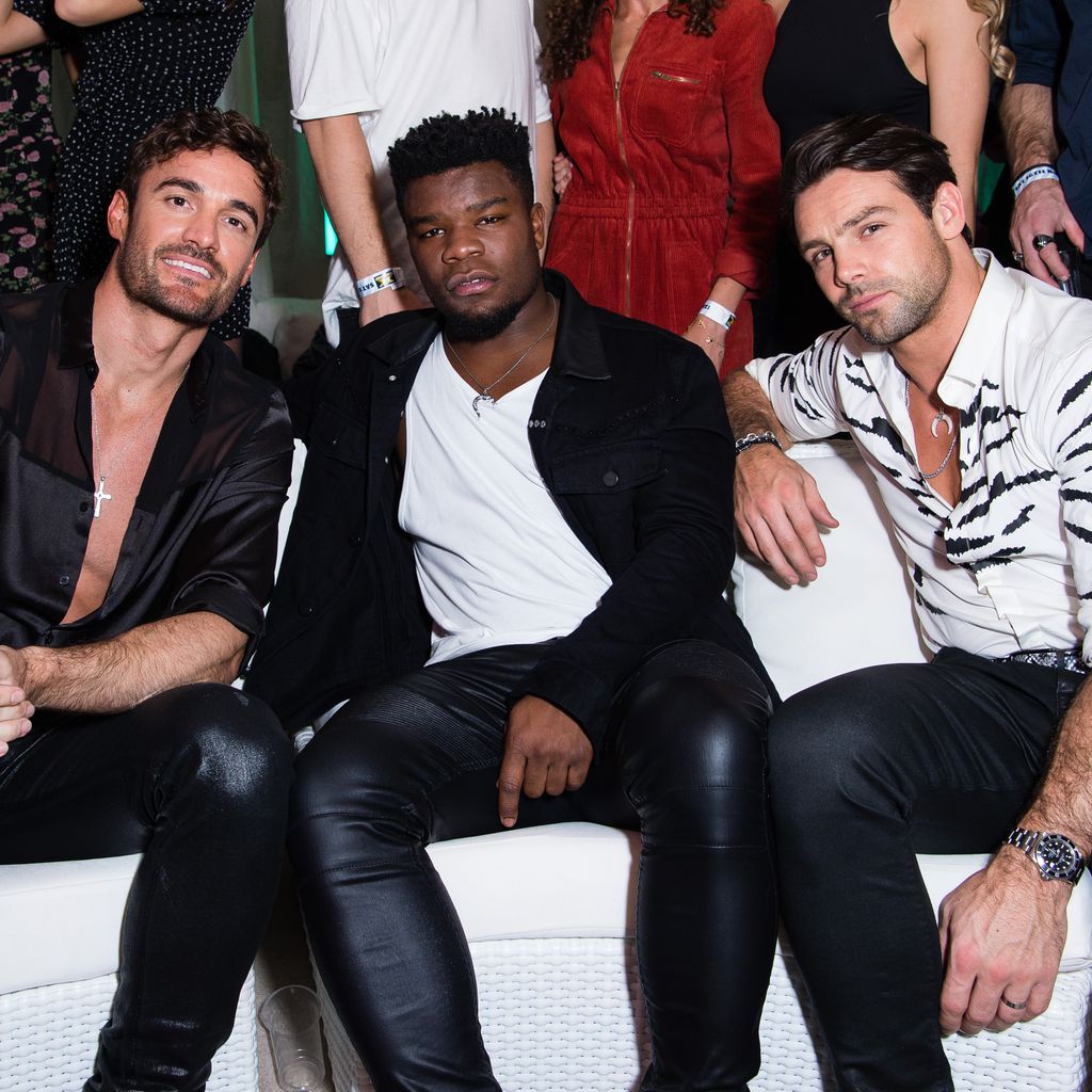 Thom Evans, Levi Davis und Ben Foden backstage bei "X Factor Celebrity"