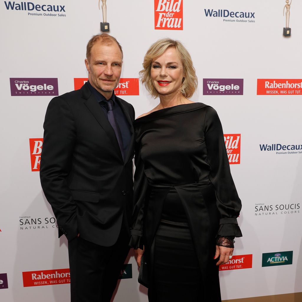 Thorsten Nindel und Saskia Valencia bei der Verleihung des Goldene Bild der Frau Awards in Hamburg