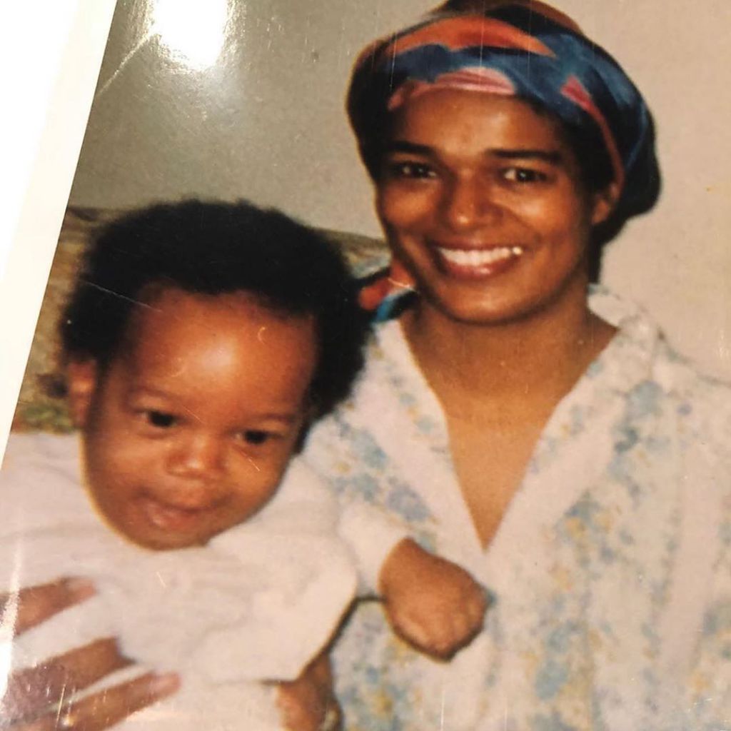 Throwback-Bild von Marlon Wayans und seiner Mutter Elvira