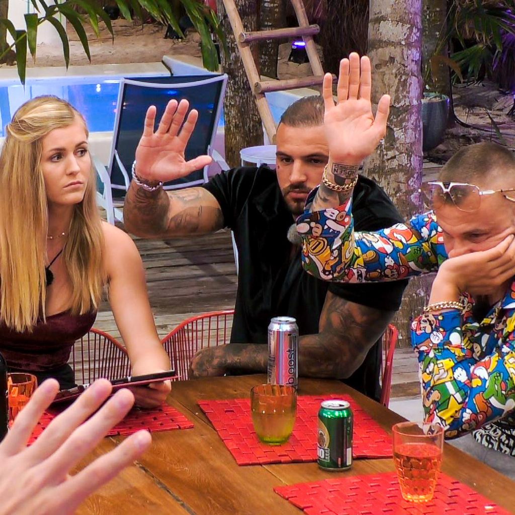 Till, Hanna, Diogo und Eric bei "Ex on the Beach"