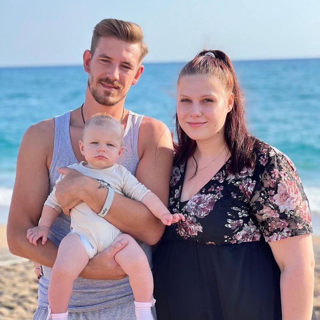 Tim Katzenbauer und Lavinia Wollny mit ihrer Tochter Haylie Emilia