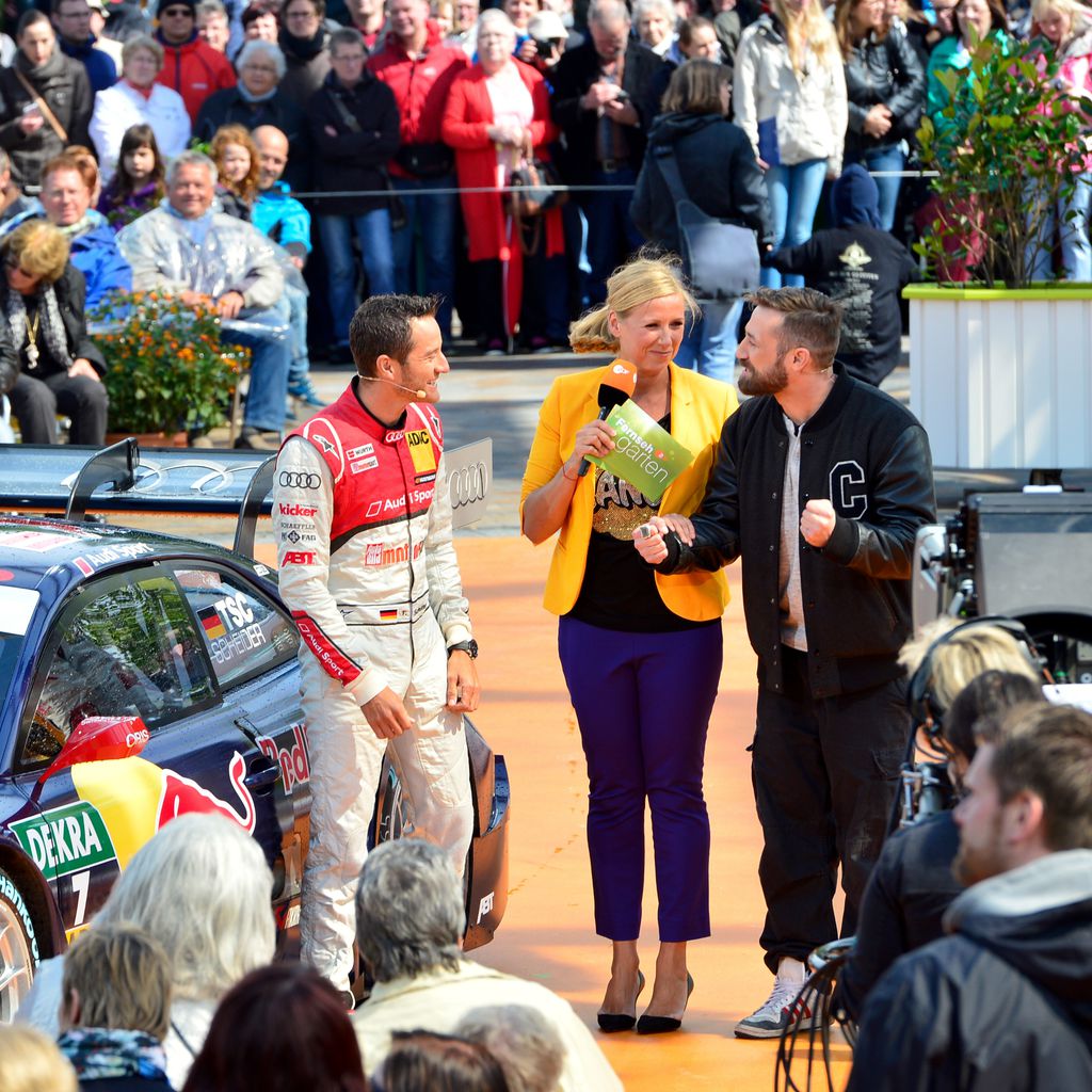 Timo Schneider, Andrea Kiewel und Bürger Lars Dietrich beim "ZDF-Fernsehgarten"