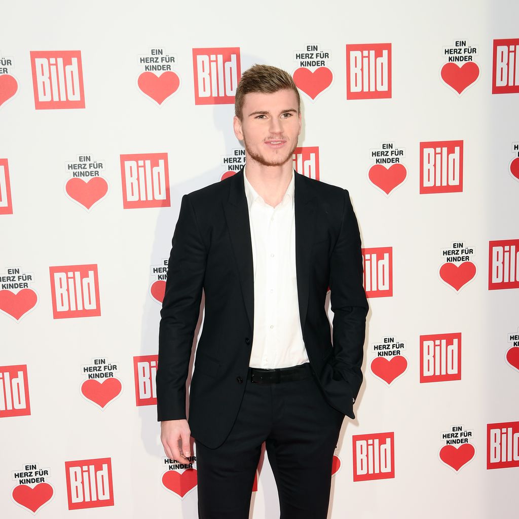 Fußballer Timo Werner bei der "Ein Herz für Kinder Gala" 2017 in Berlin