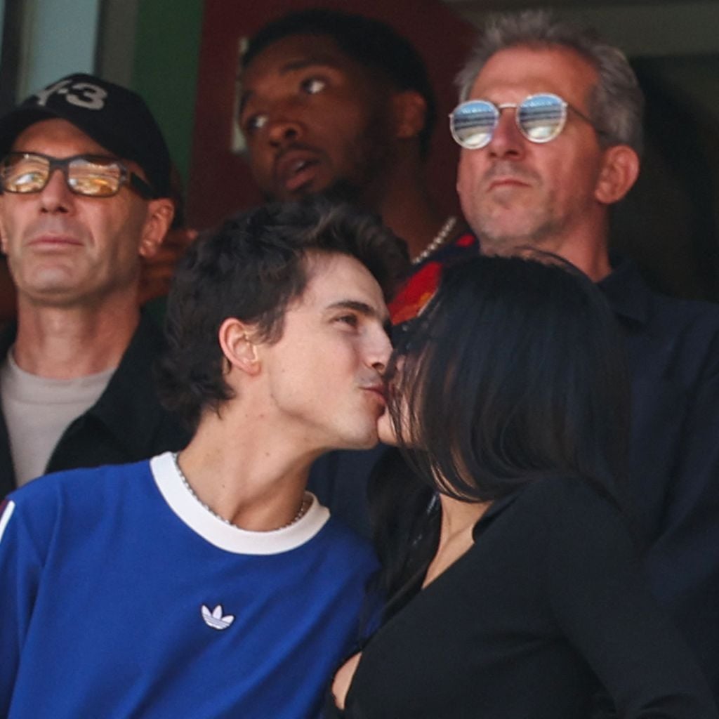 Timothée Chalamet und Kylie Jenner küssen sich vor dem WM-Finale Spanien gegen Argentinien im New York/New Jersey Stadium