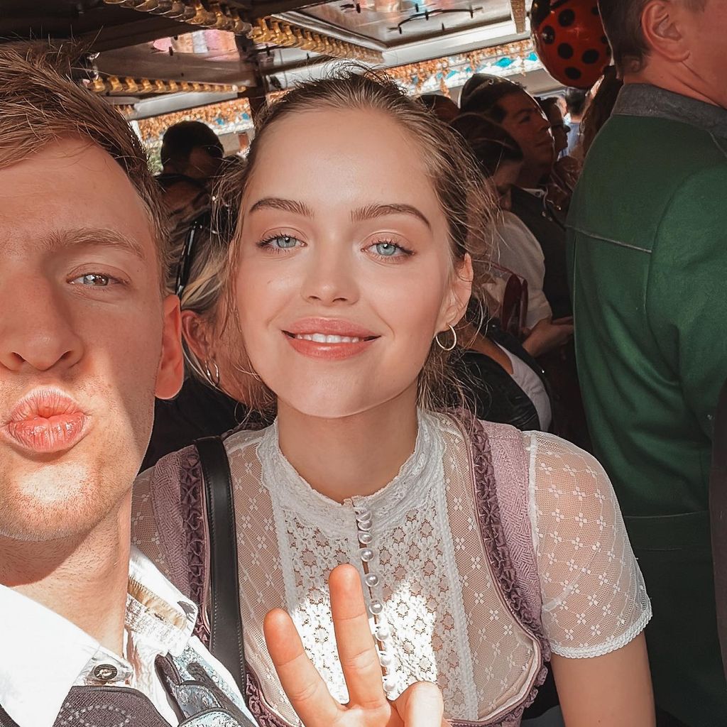 Timur Bartels mit seiner Freundin Milena