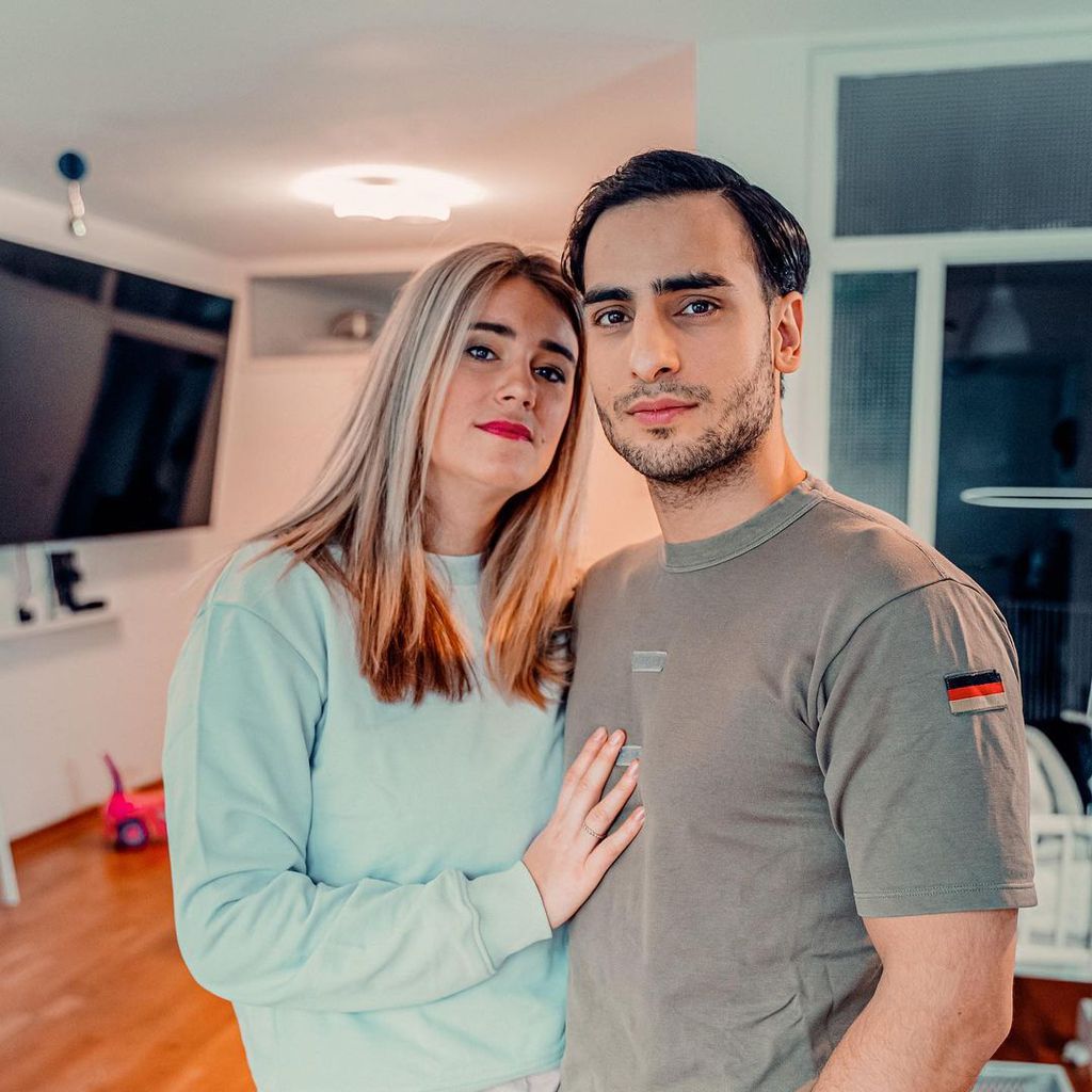 Timur Ülker mit seiner Freundin Caro