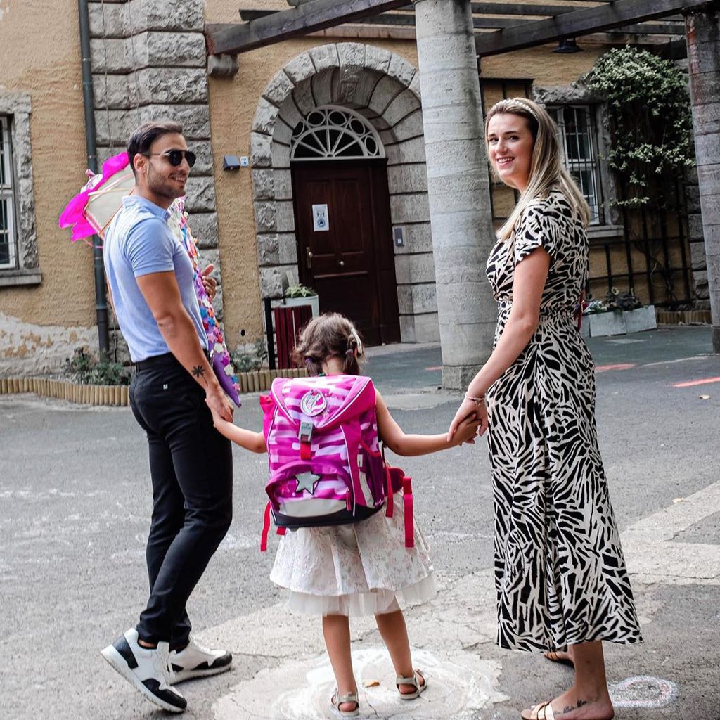 Timur Ülker mit seiner Tochter und seiner Partnerin Caroline, August 2020
