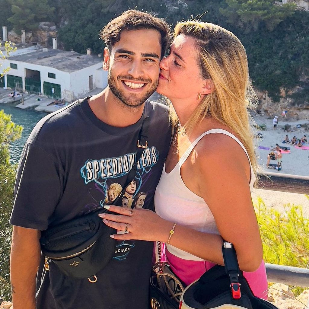 Schauspieler Timur Ülker mit seiner Partnerin Caroline Steinhof