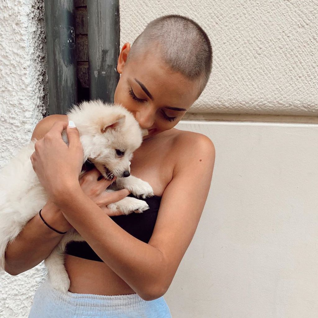Tina Neumann und ihr Hund im Juli 2019