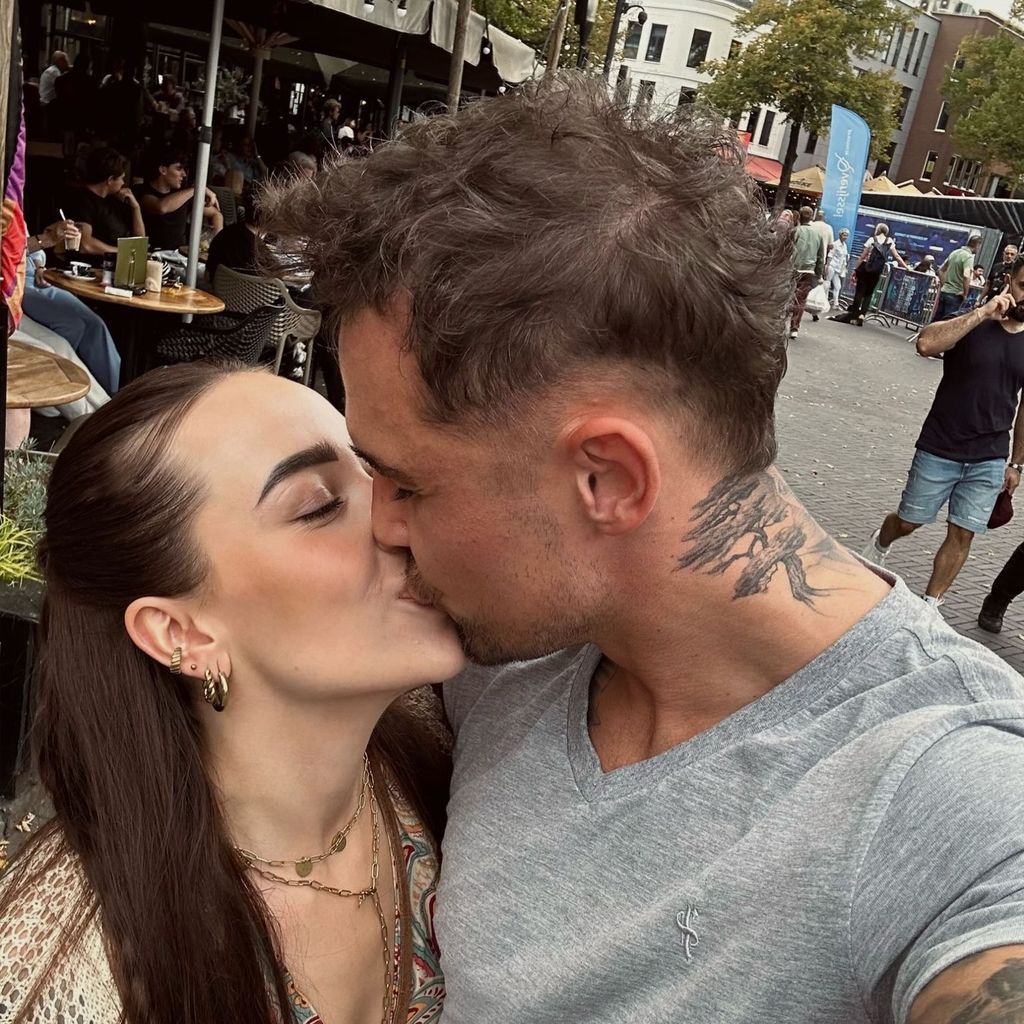 Realitystar Tobias Pietrek mit seiner Freundin Mina