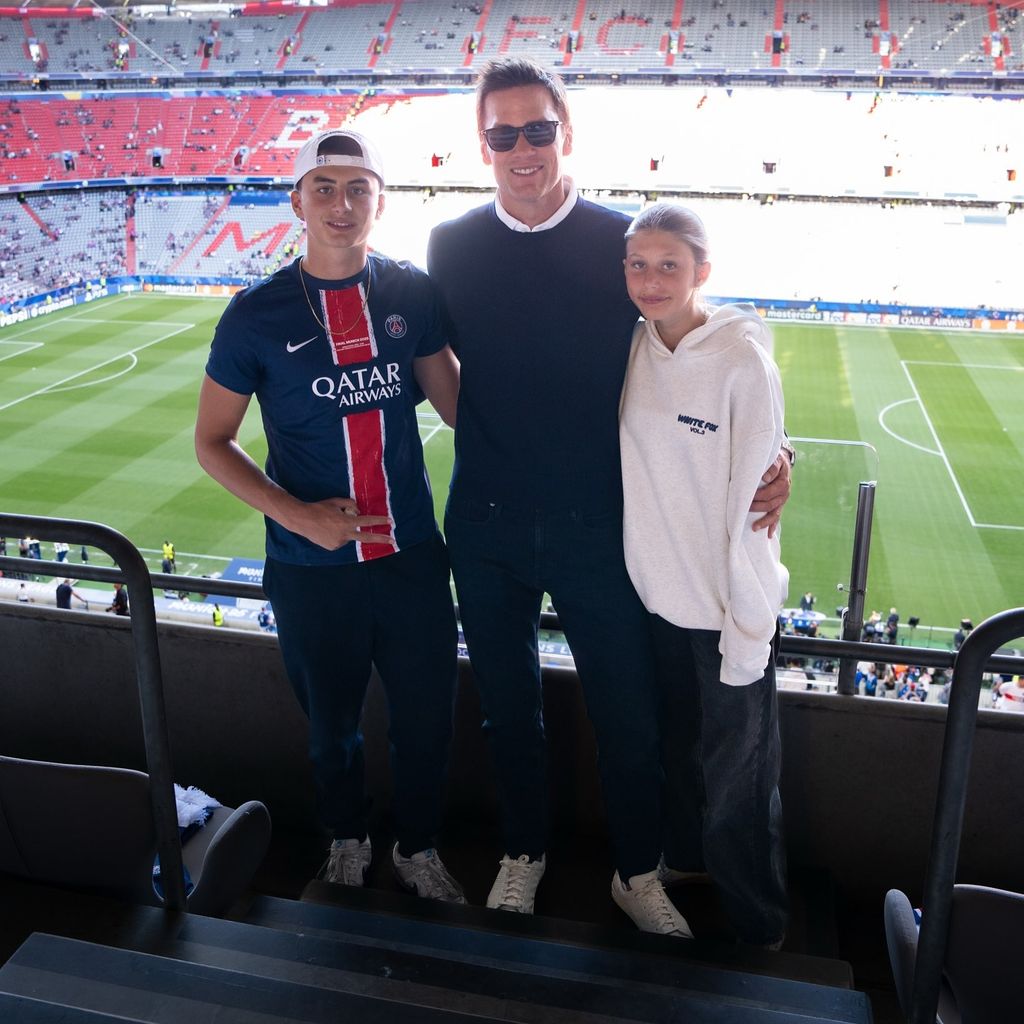 Tom Brady mit seinen Kindern Benjamin und Vivian in München, Mai 2025