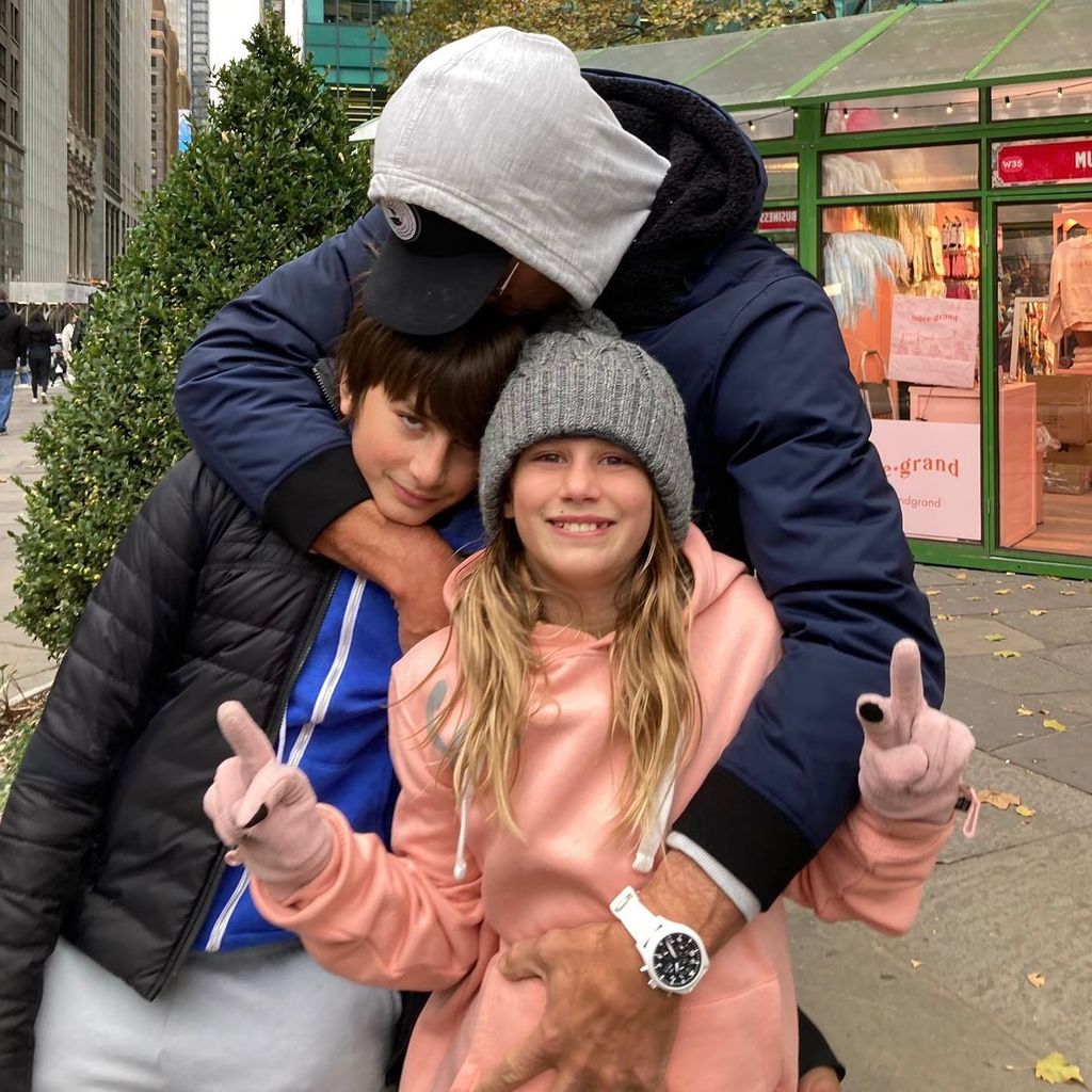 Tom Brady mit seinen Kindern Benjamin und Vivian