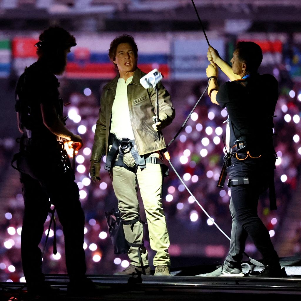 Tom Cruise beim Stunt im Stade de France, Olympia, August 2024
