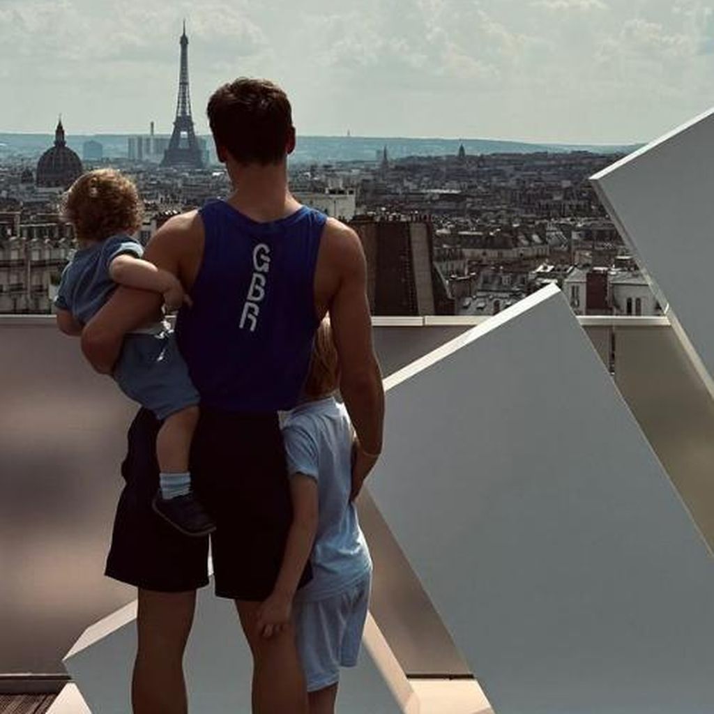 Tom Daley mit seinen Söhnen in Paris, August 2024