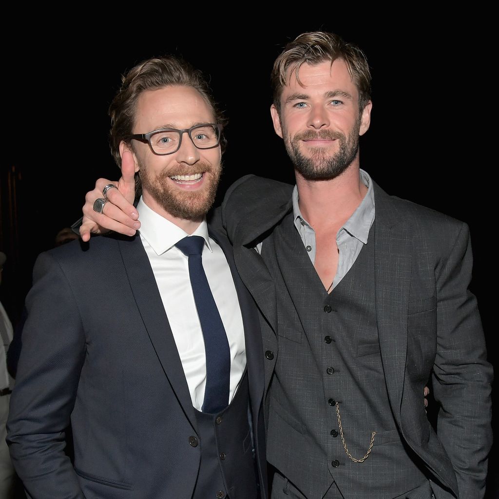 Tom Hiddleston und Chris Hemsworth