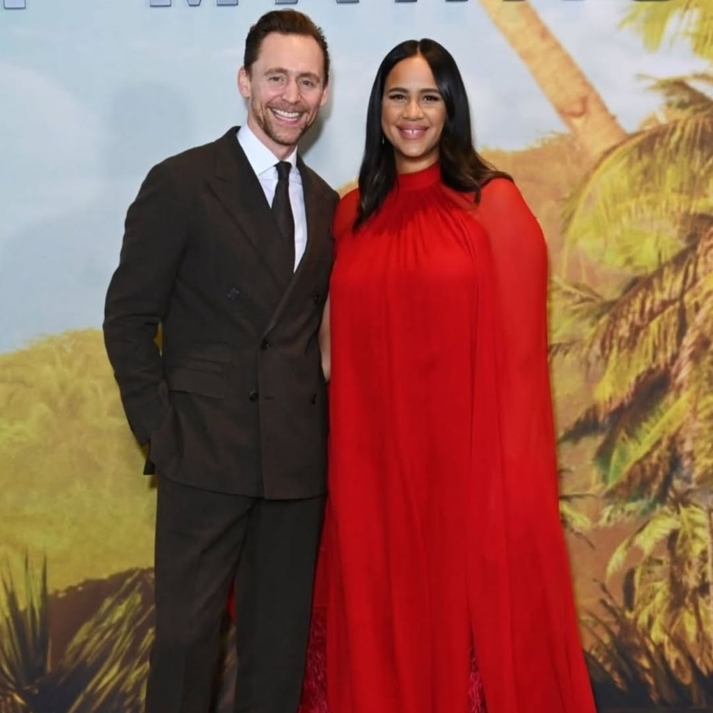 Tom Hiddleston und Zawe Ashton posieren auf dem roten Teppich, Dezember 2025