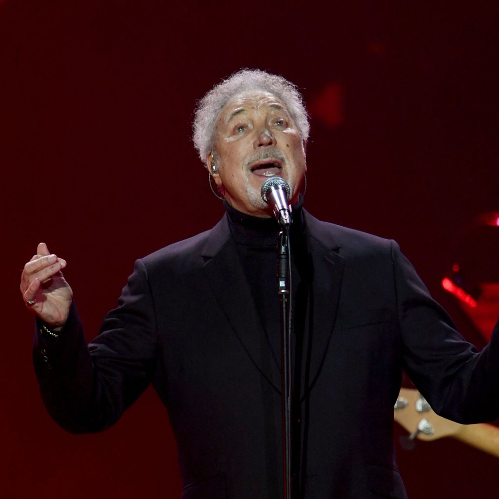 Tom Jones, Sänger