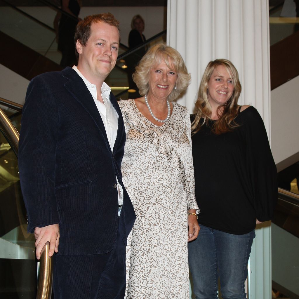 Tom Parker Bowles, Königin Camilla und Laura Lopes im September 2009