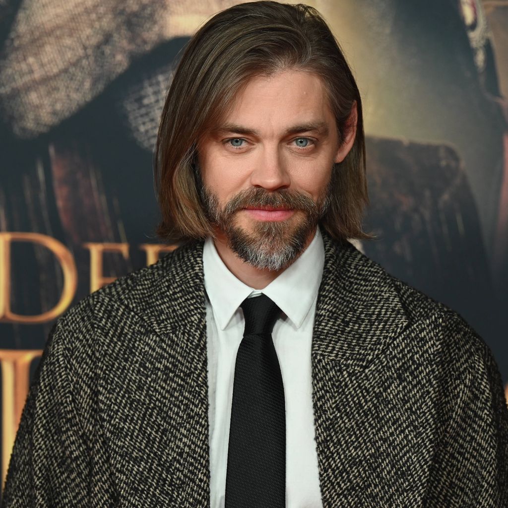 Tom Payne bei der Premiere von "Der Medicus 2" im Kölner Cinedom, Dezember 2025