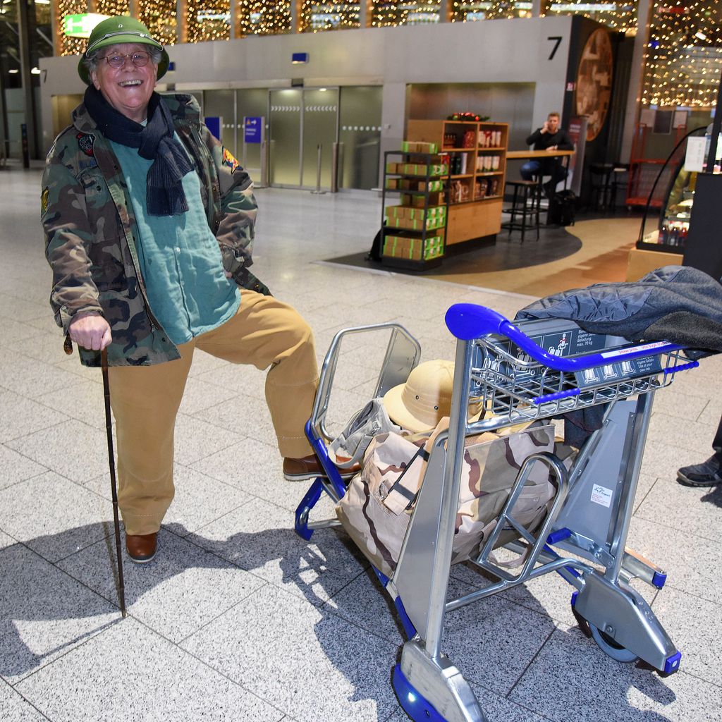 Tommi Piper beim Abflug zum Dschungelcamp 2019