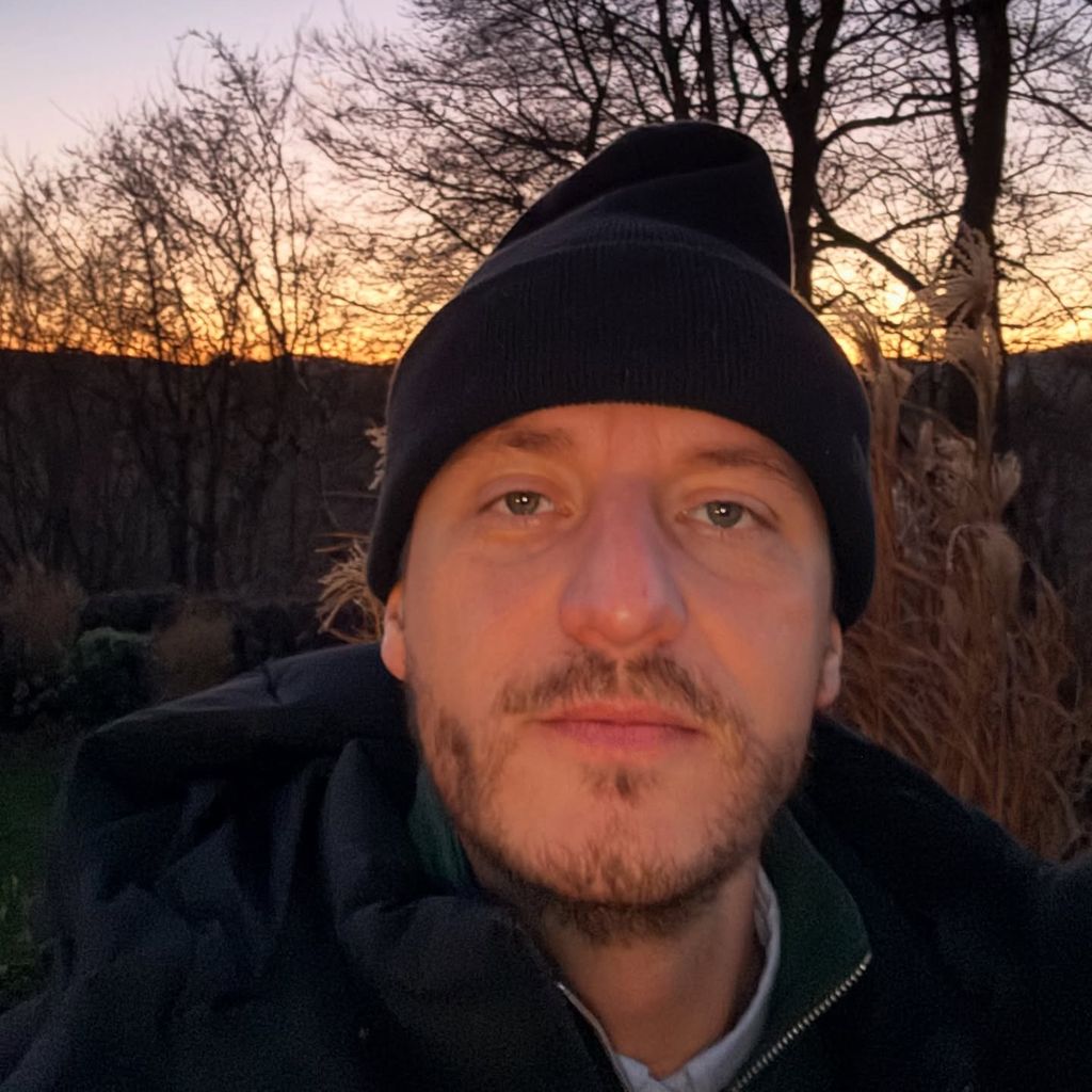 Tommi Schmitt, Dezember 2025