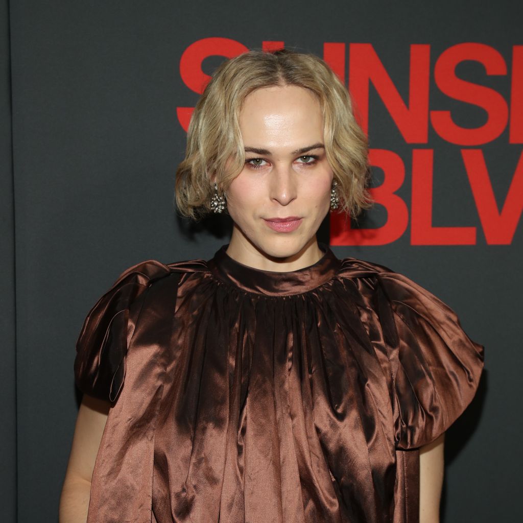Tommy Dorfman, Oktober 2024