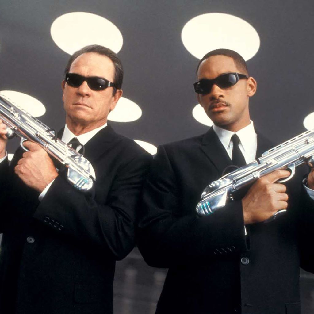 Tommy Lee Jones und Will Smith in einer Szene bei "Men In Black 2"