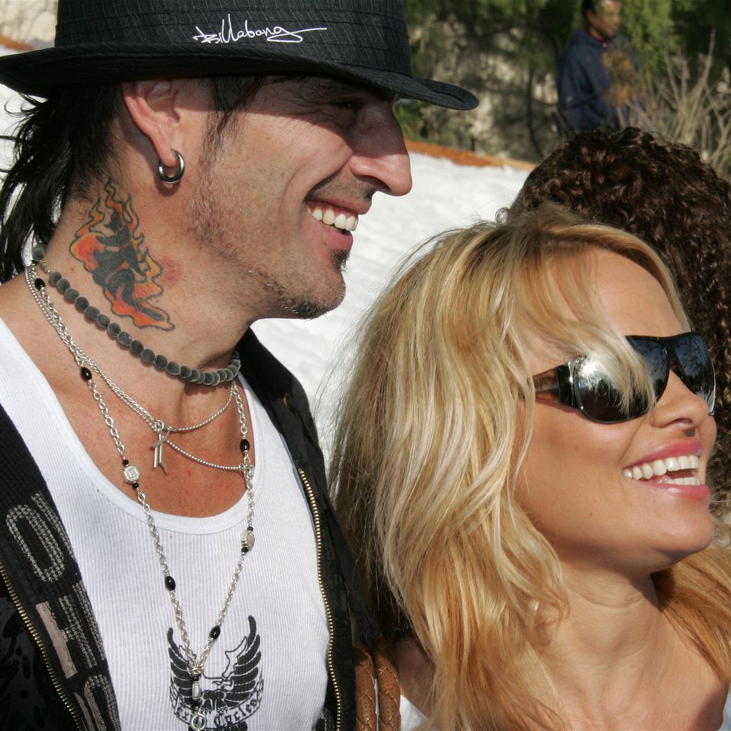 Tommy Lee und Pamela Anderson 2005 in Malibu