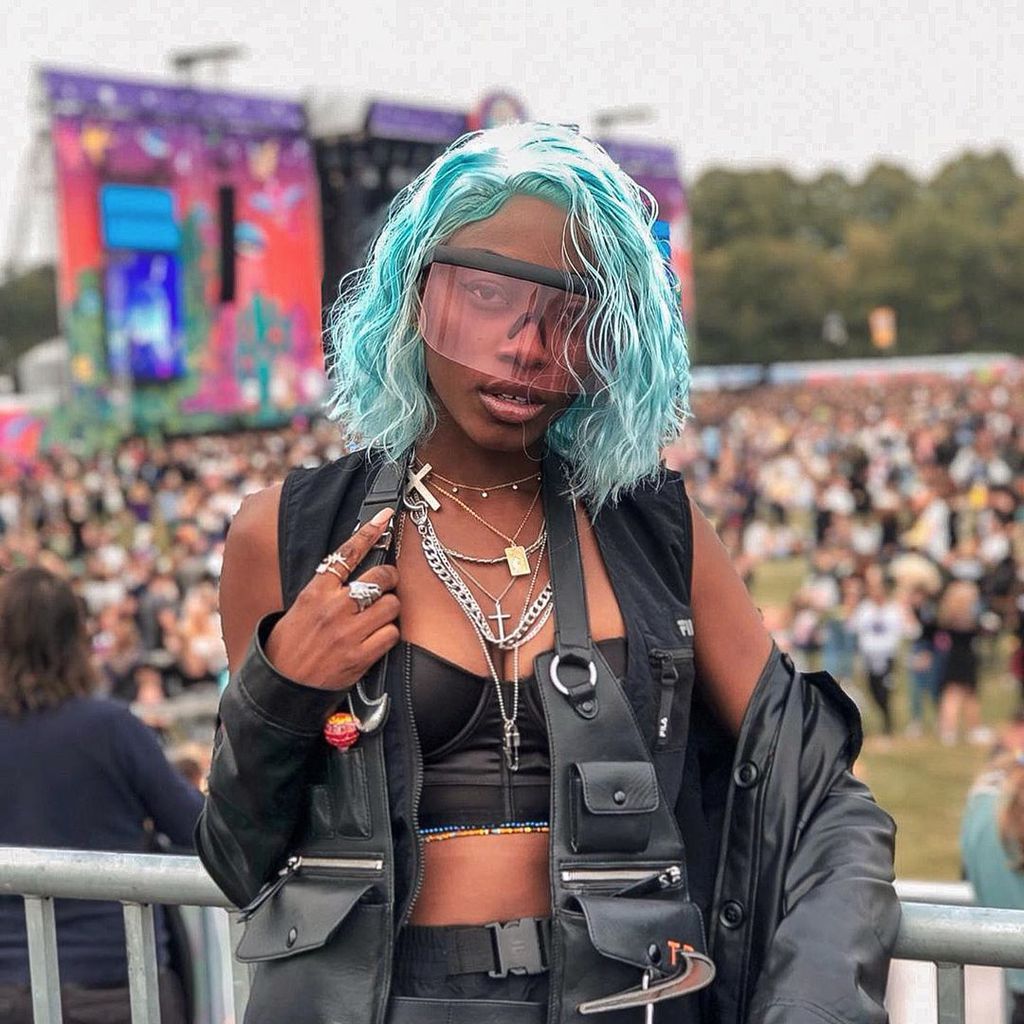Toni Dreher-Adenuga auf bei einem Musik-Festival in Berlin