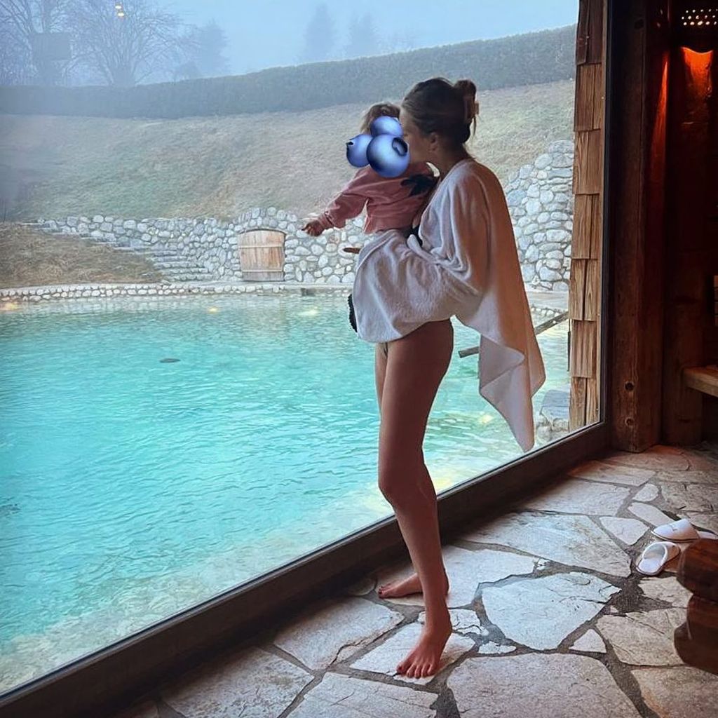 Toni Garrn mit ihrer Tochter