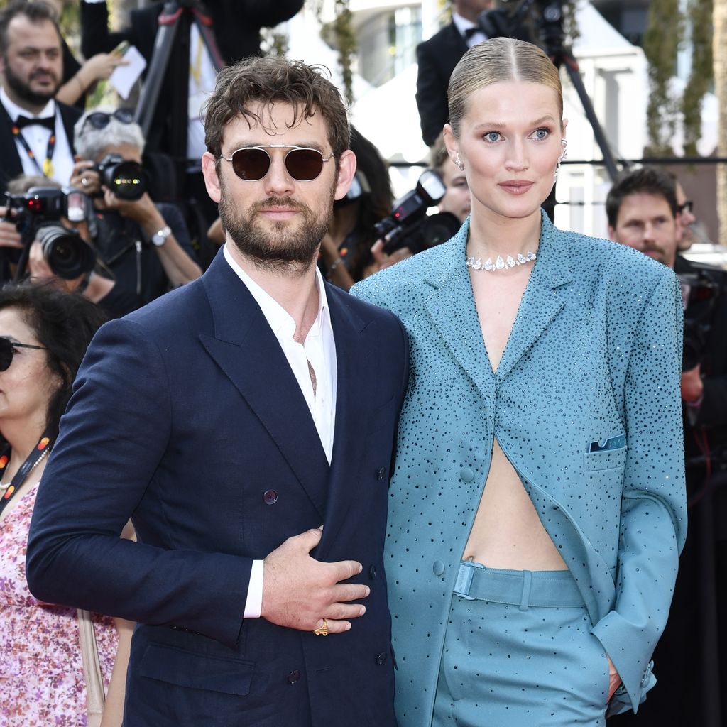 Toni Garrn und Alex Pettyfer im Mai 2022 in Cannes