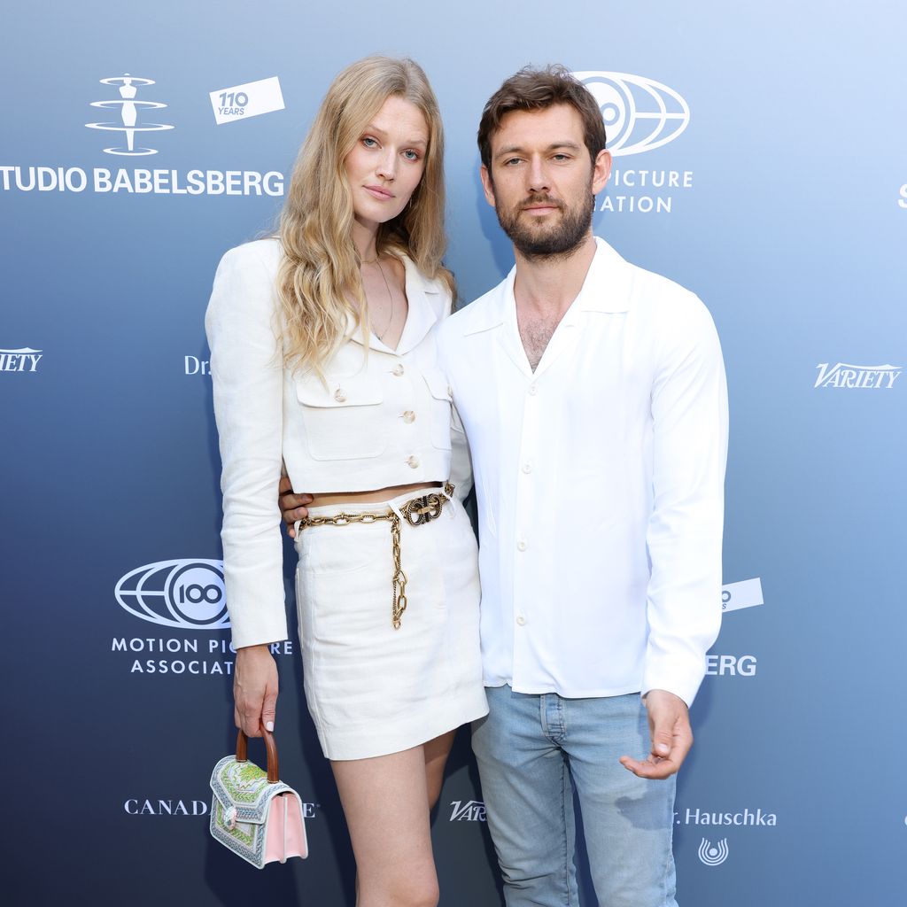 Toni Garrn und Alex Pettyfer