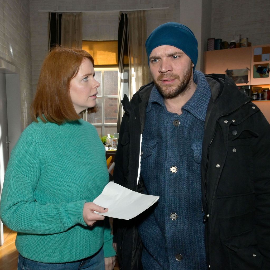 Toni (Olivia Marei) und Erik (Patrick Heinrich) bei GZSZ