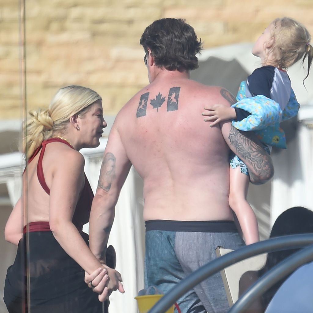Tori Spelling und Dean McDermott mit ihrer Tochter