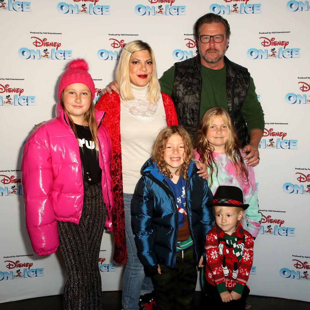 Tori Spelling und Dean McDermott mit ihren Kindern, Dezember 2019