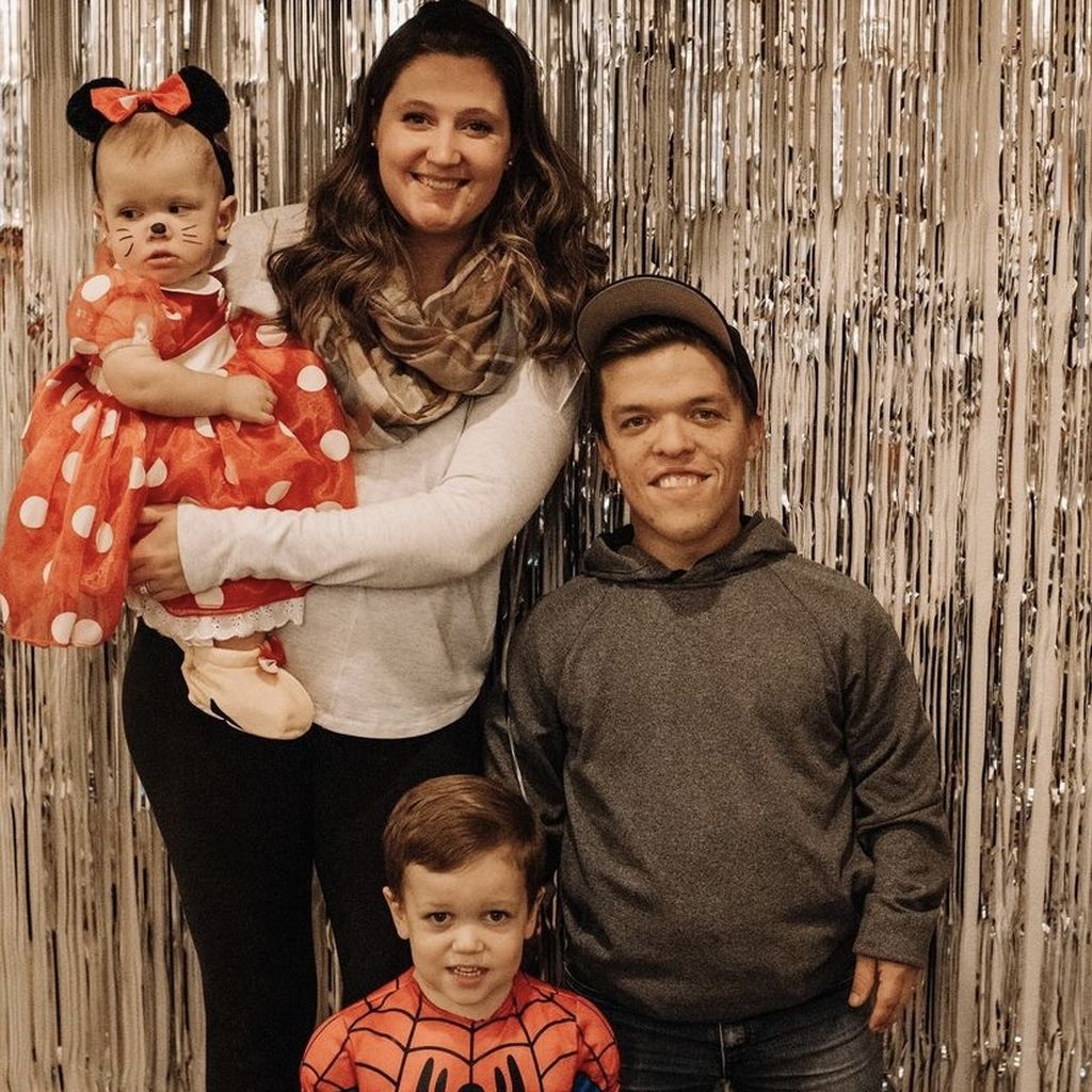 Tori und Zach Roloff mit ihren beiden Kindern