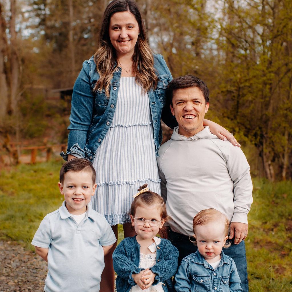 Tori und Zach Roloff mit ihren Kids