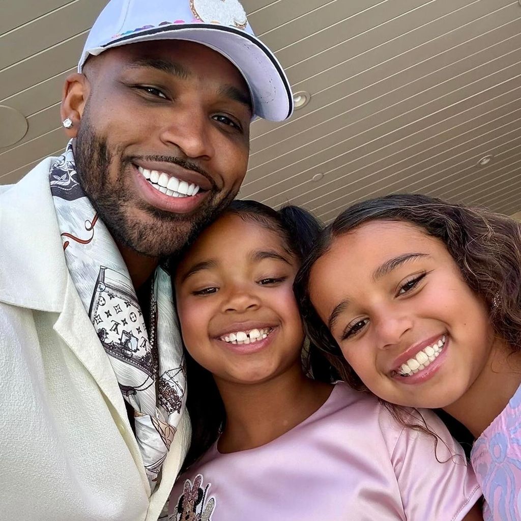 Tristan Thompson mit seiner Tochter True und seiner Nichte Dream, Juli 2025