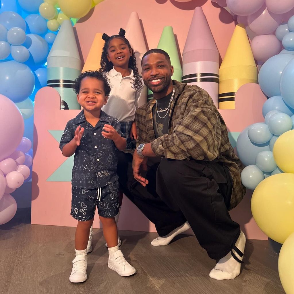 Tristan Thompson mit seinen Kids Tatum und True, August 2024