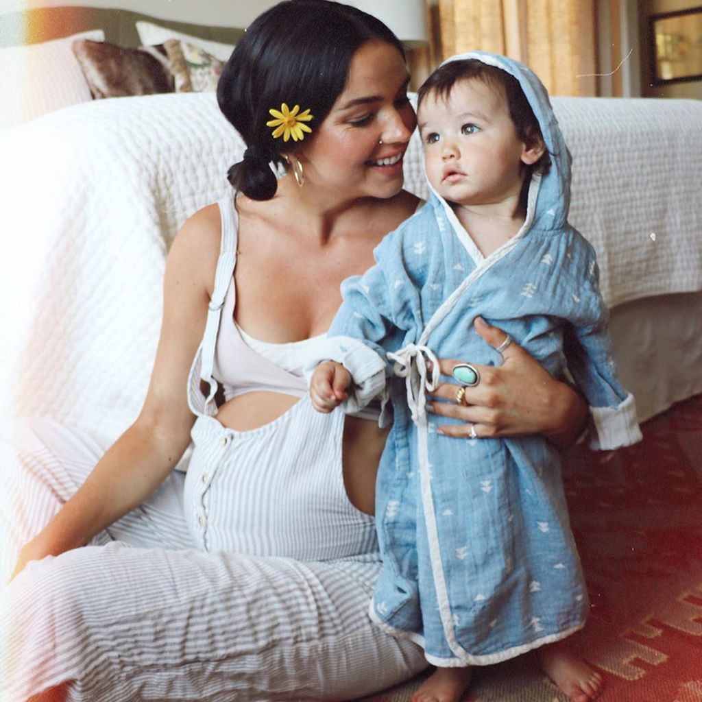 TV-Star Bekah Martinez mit ihrer Tochter Ruth im April 2020