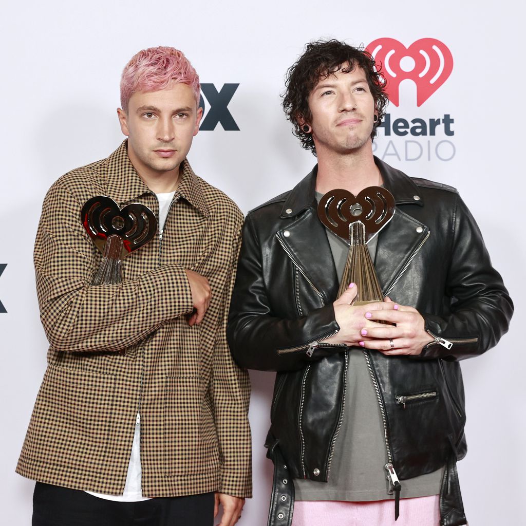 Tyler Joseph und Josh Dun bei den iHeartRadio Music Awards 2021