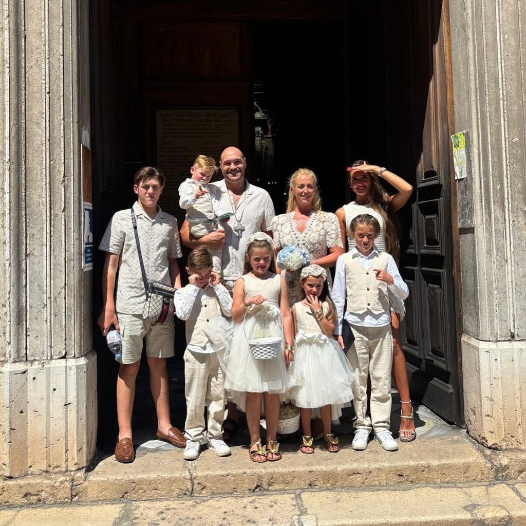 Tyson und Paris Fury mit ihren Kindern, Nizza, August 2025