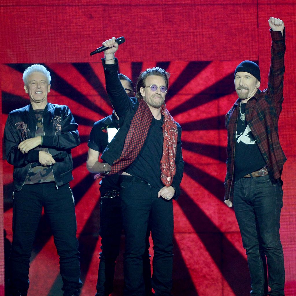 U2 bei den MTV Europe Music Awards 2017