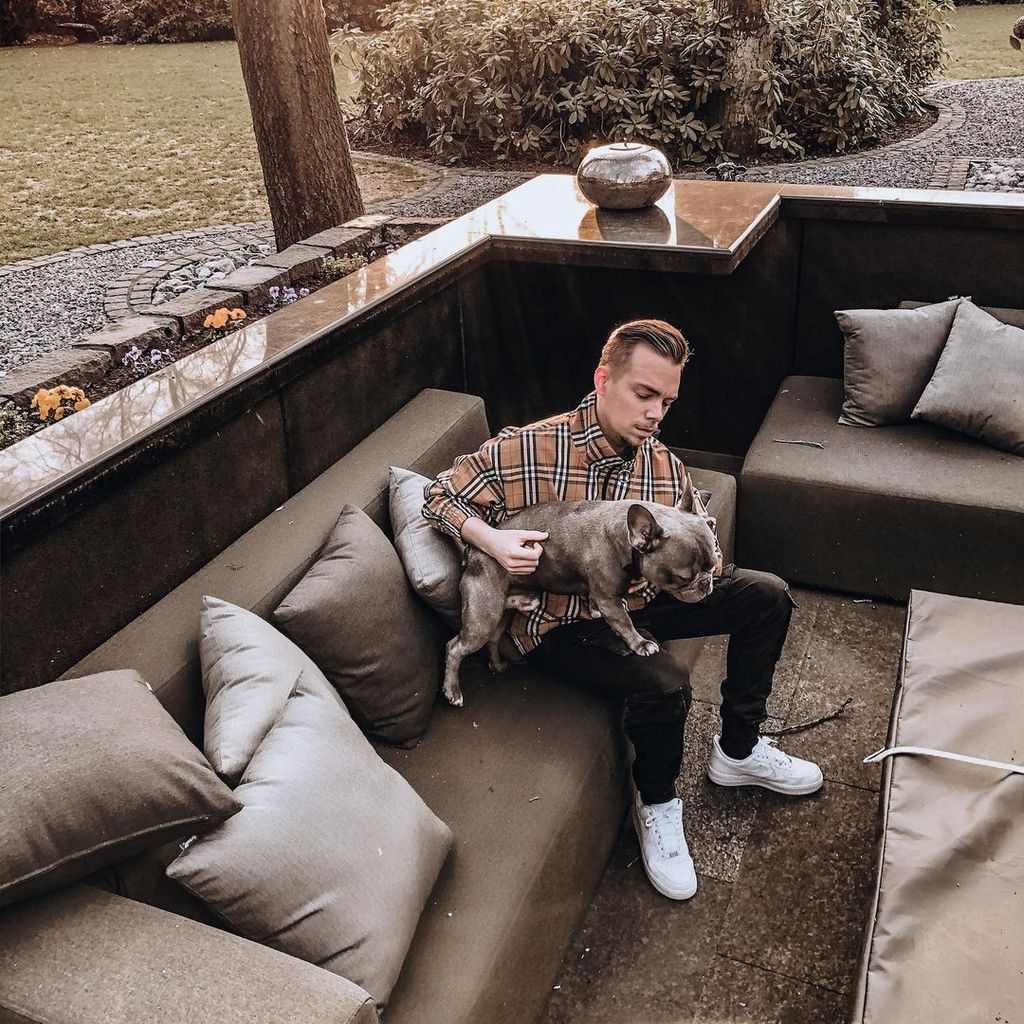 Udo Bönstrup mit seinem Hund