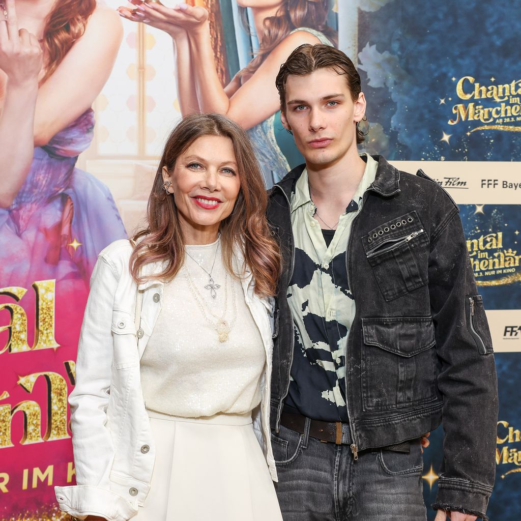 Ursula Karven und Liam Taj Karven-veres bei der Premiere von "Chantal im Märchenland", 2024
